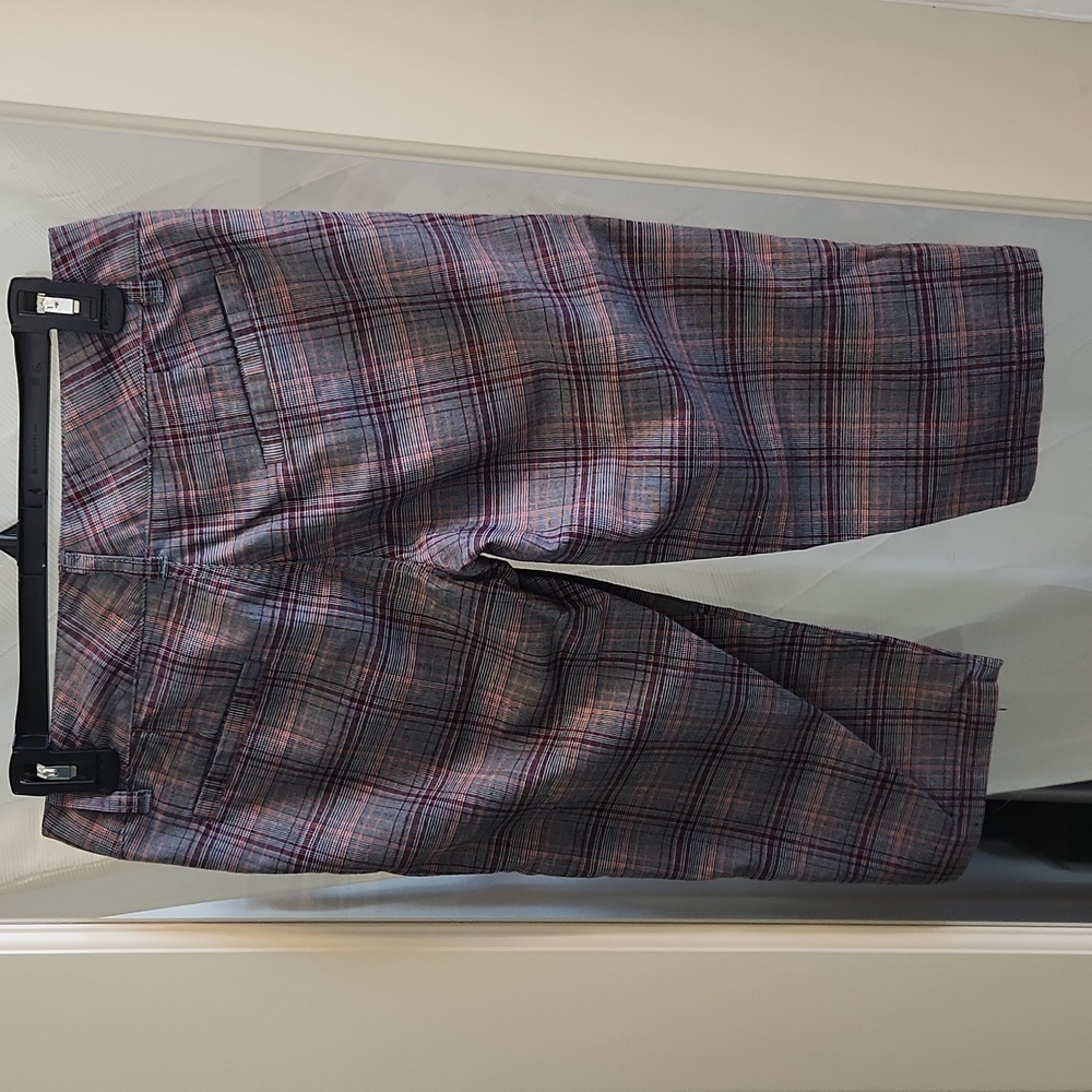 Jou Jou Premium Plaid Capri Pants - Picture 3 of 4